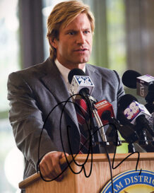 Aaron Eckhart