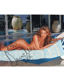 Danielle Lloyd 8