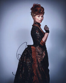 Myanna Buring 1