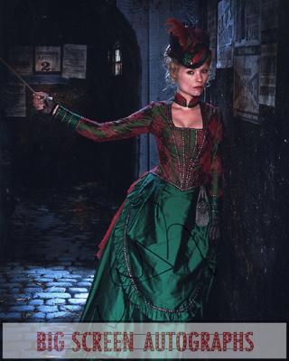 Myanna Buring 2