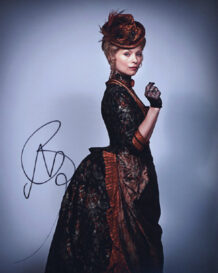 Myanna Buring 3