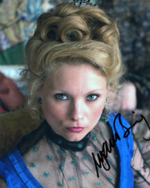 Myanna Buring 4