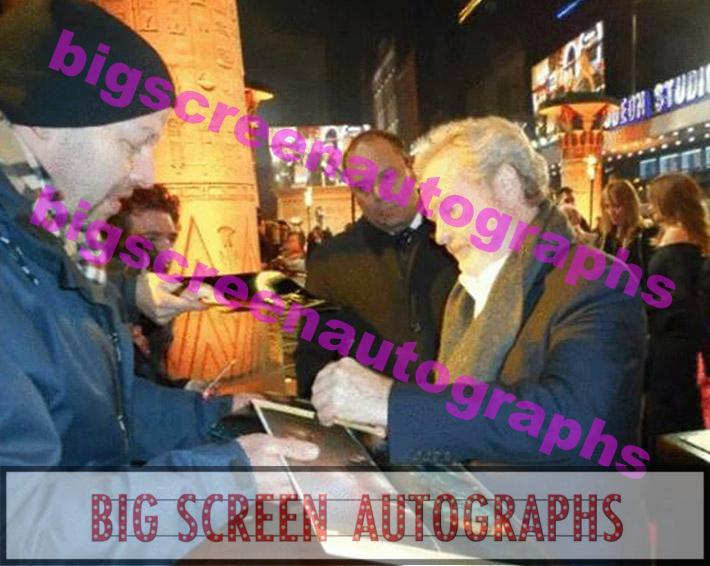 FAQS | Big Screen Autographs