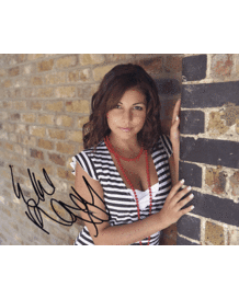 Roxanne Pallett Autograph 6