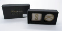 Kingsman the golden circle pin badges (2)