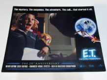 E.T. The Extra Terrestrial lobby card B