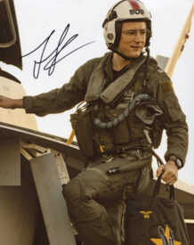 Lewis Pullman C