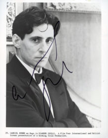 Gabriel Byrne F
