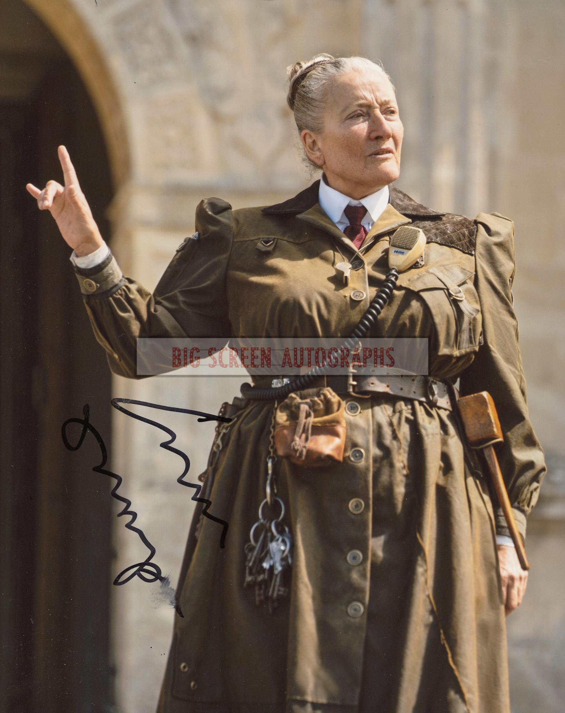 Emma Thompson Q