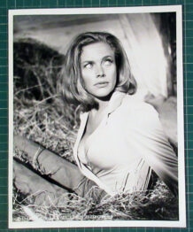 Honor Blackman Goldfinger publicity photo