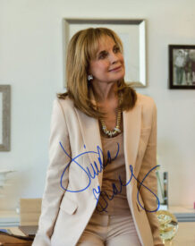 Linda Grey signed photo B