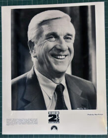 Naked Gun 2 1/2 publicity photo G