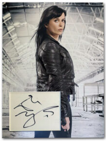 Eve Myles signed display
