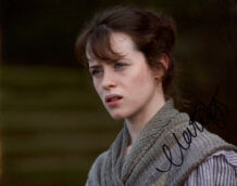 Claire Foy L