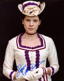 Elaine Cassidy B