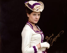 Elaine Cassidy A