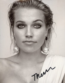 Thea Sofie Loch Næss (Naess) M